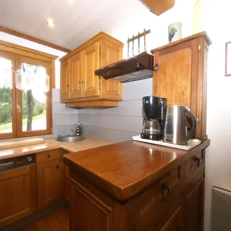 Chalet In Near Lift *